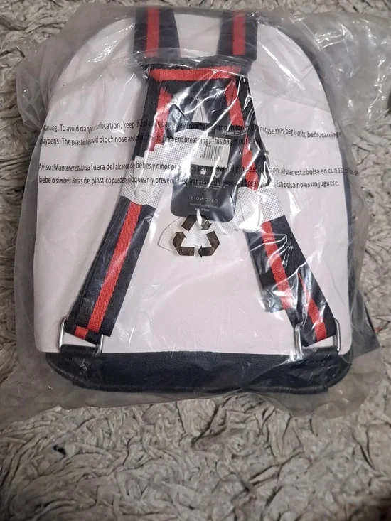 OFFICIAL Friday the 13th Jason Mask Backpack! - Picture 2 of 2